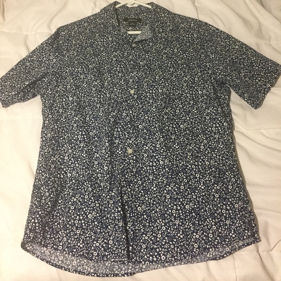 Claiborne Other - button down SS